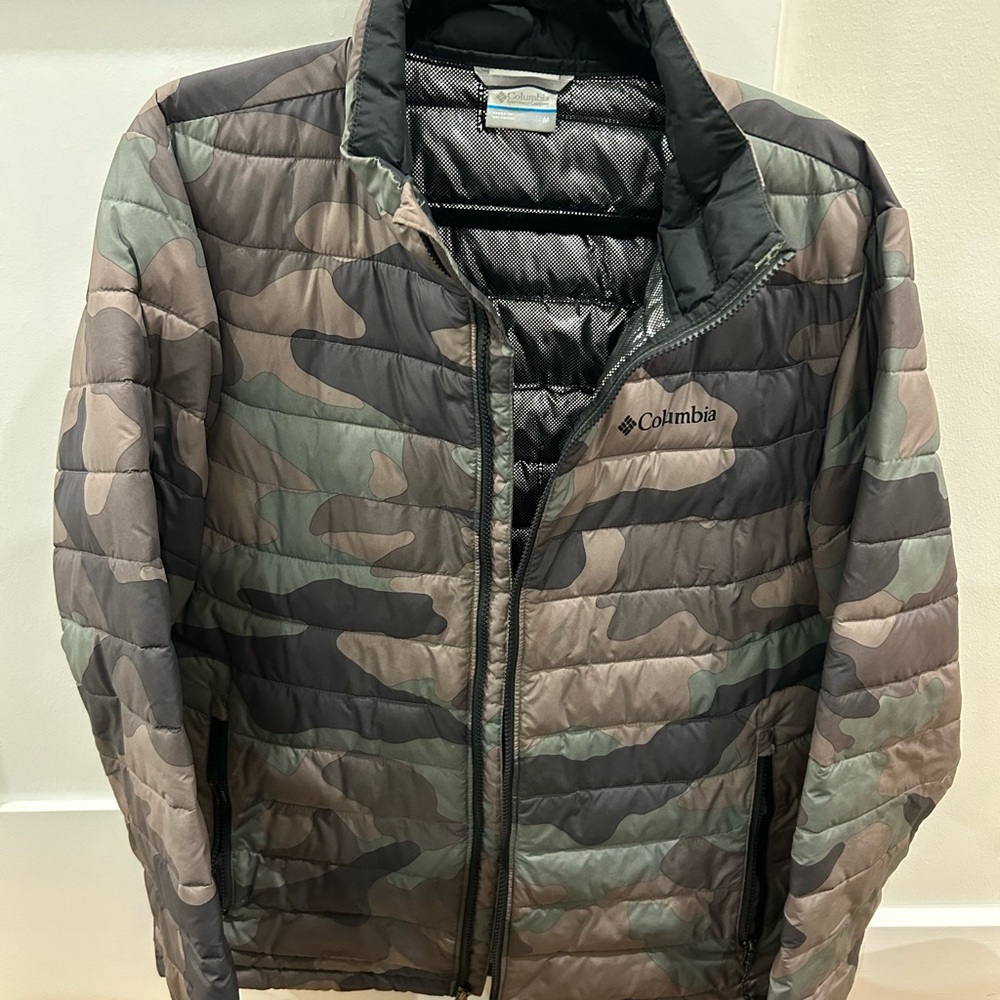 Columbia Men's Green and Brown Camouflage Puffer Jacket